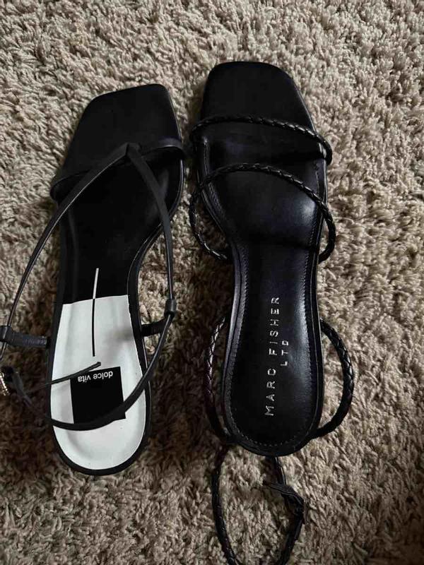 Review Thumbnail Image 0 243288944