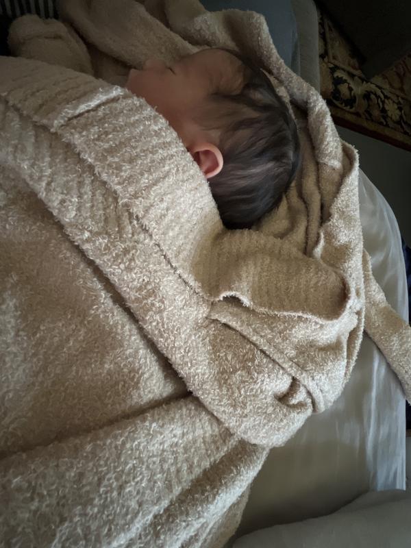 Our newest barefoot dreams lover!!