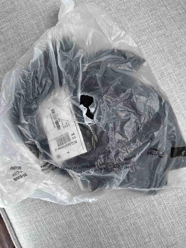 Review Thumbnail Image 0 237960998