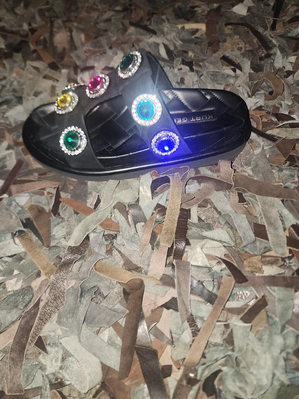 Review Thumbnail Image 4 227496940