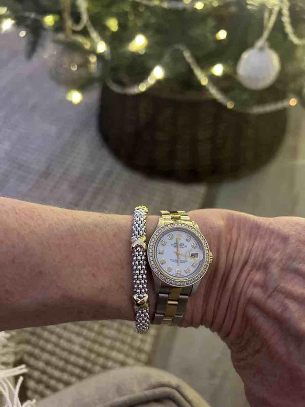 Review Thumbnail Image 0 229975234