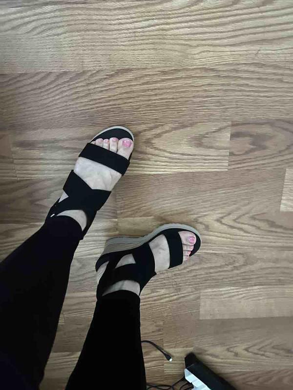 Review Thumbnail Image 0 230974943