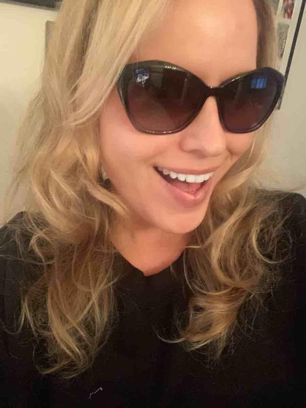 Review Thumbnail Image 0 215987776