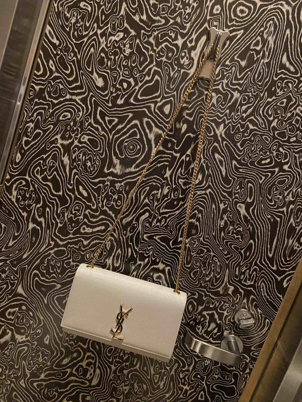 Review Thumbnail Image 1 212895153