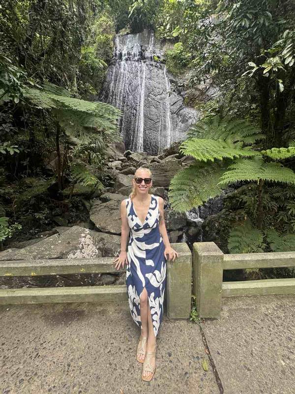 Review Thumbnail Image 0 248584773