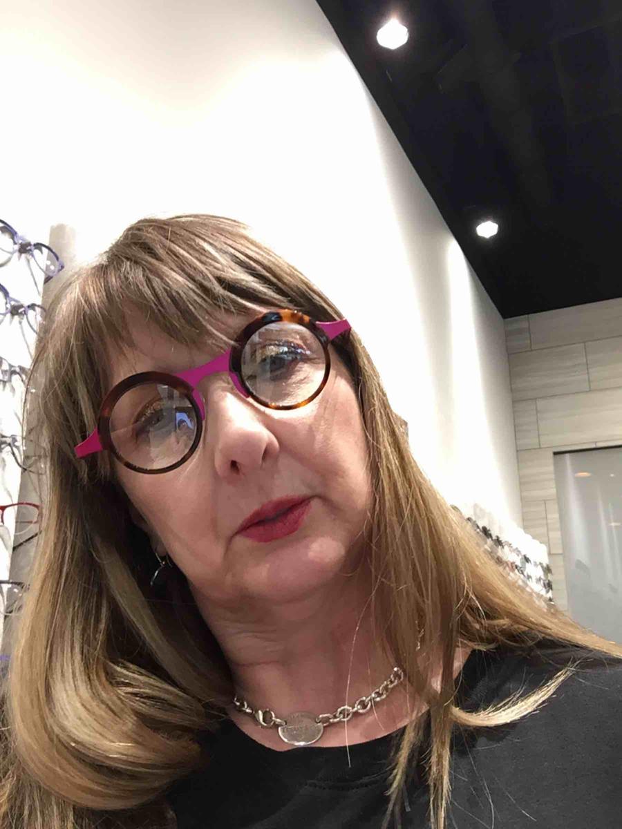 Review Thumbnail Image 0 195352353