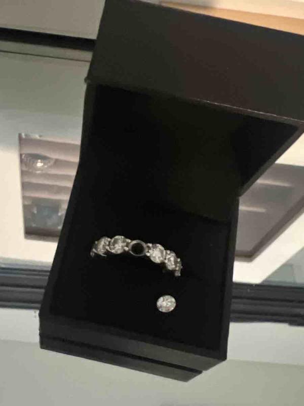 Review Thumbnail Image 0 244731166