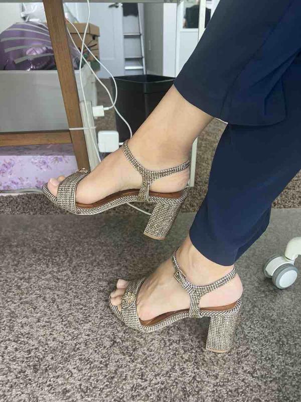 Review Thumbnail Image 0 236106391