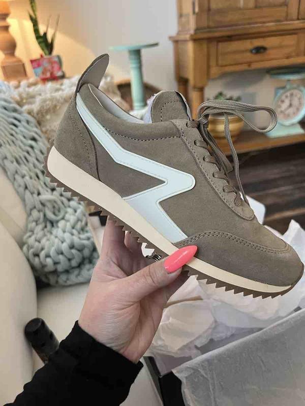 Review Thumbnail Image 1 218232810