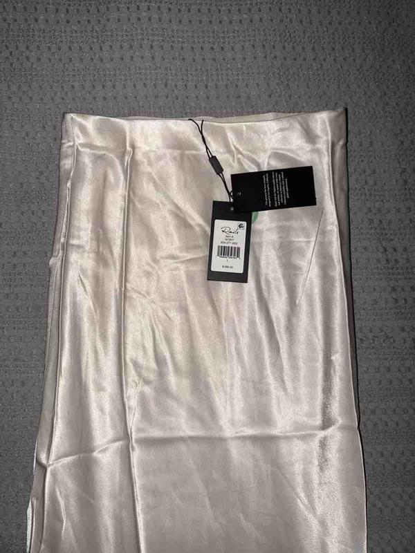 Review Thumbnail Image 0 246704338