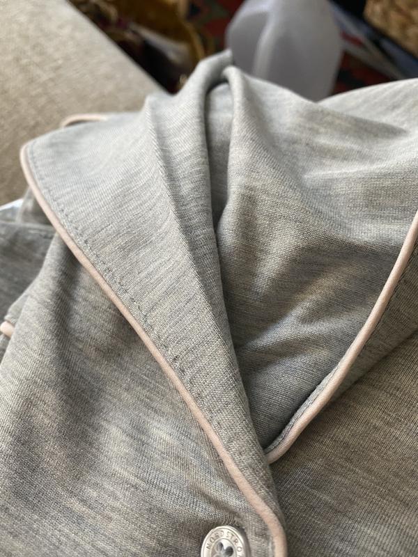 Customer photo for "Why is the trim pink?"