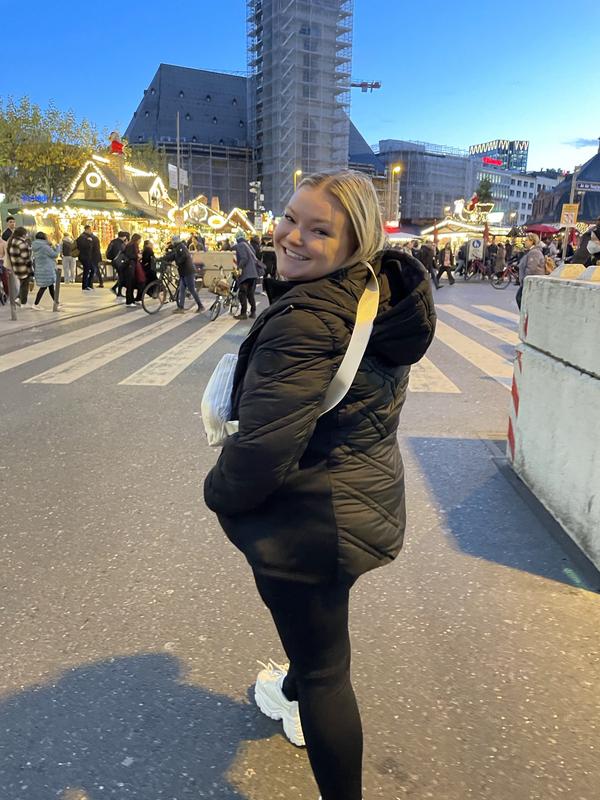 Review Thumbnail Image 0 238183653