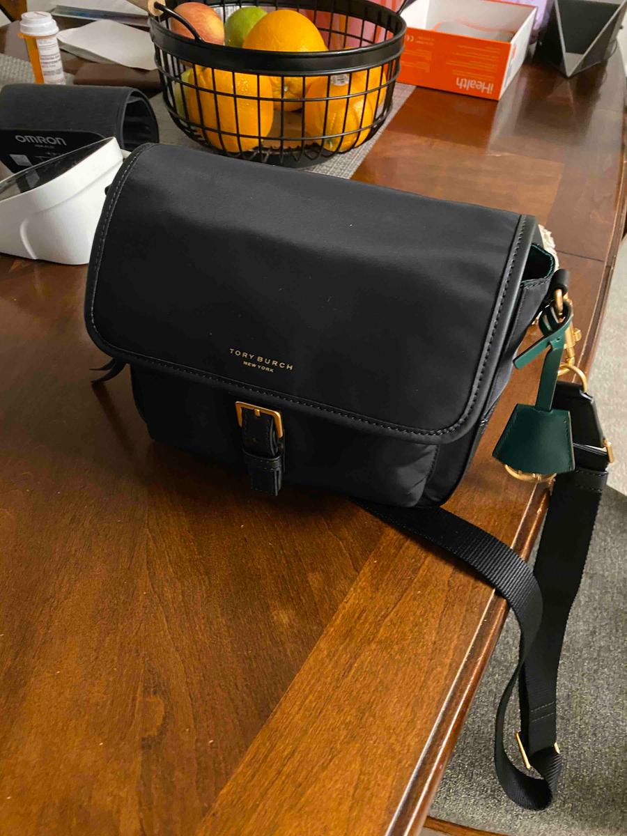 Review Thumbnail Image 0 196988631