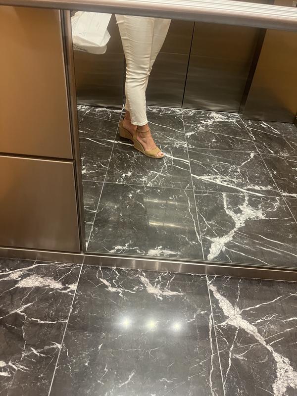 Review Thumbnail Image 0 235849464