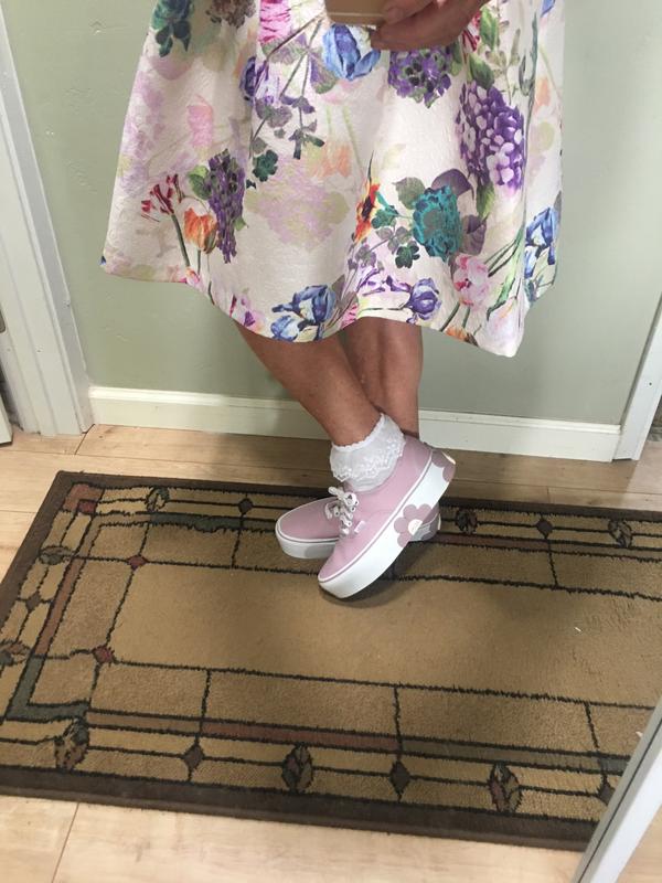 Review Thumbnail Image 0 226140494