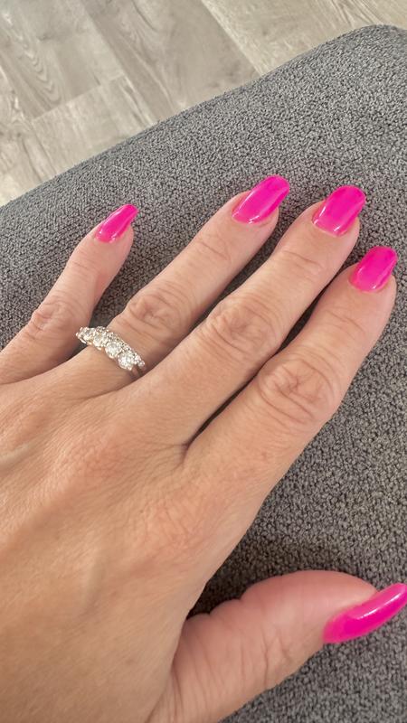 Review Thumbnail Image 0 244577768