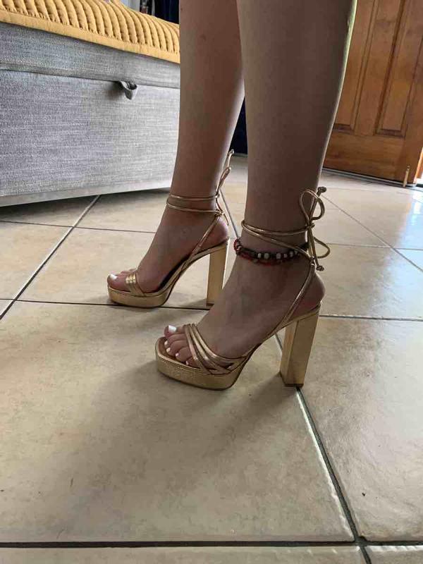 Review Thumbnail Image 0 216952655