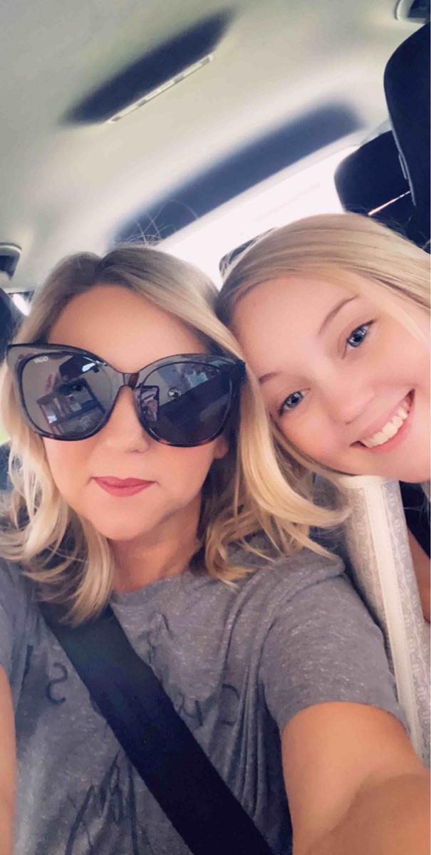 Customer photo for "super cute!"