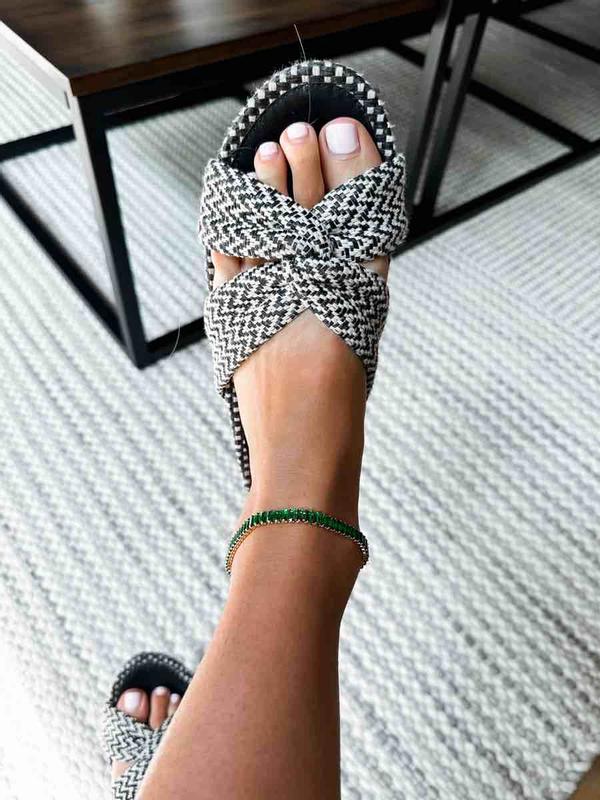 Customer photo for "a must have ankle bracelet"