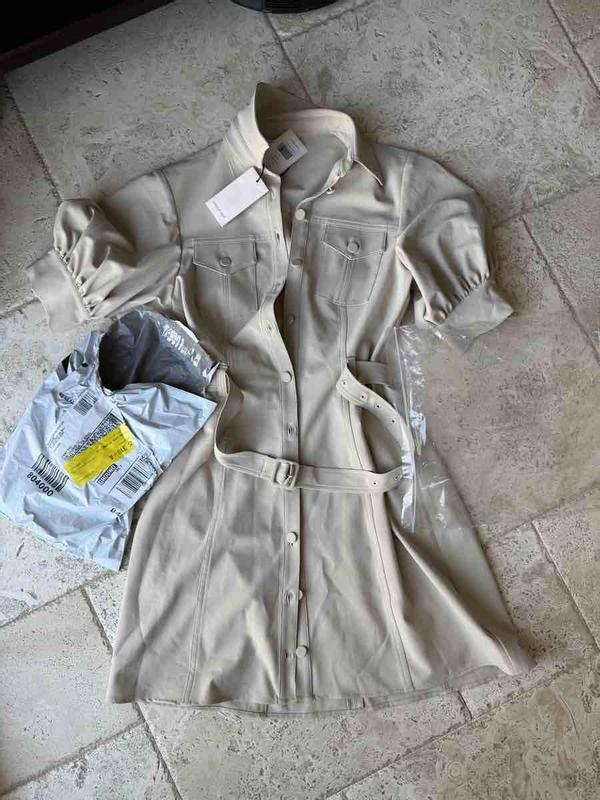 Review Thumbnail Image 0 243810571