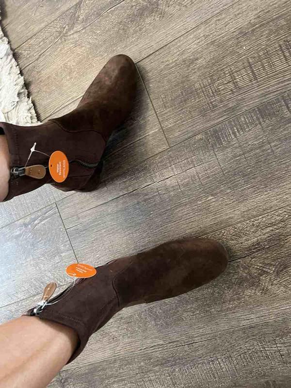 Review Thumbnail Image 2 244239367