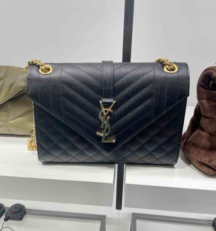 Review Thumbnail Image 0 231819179