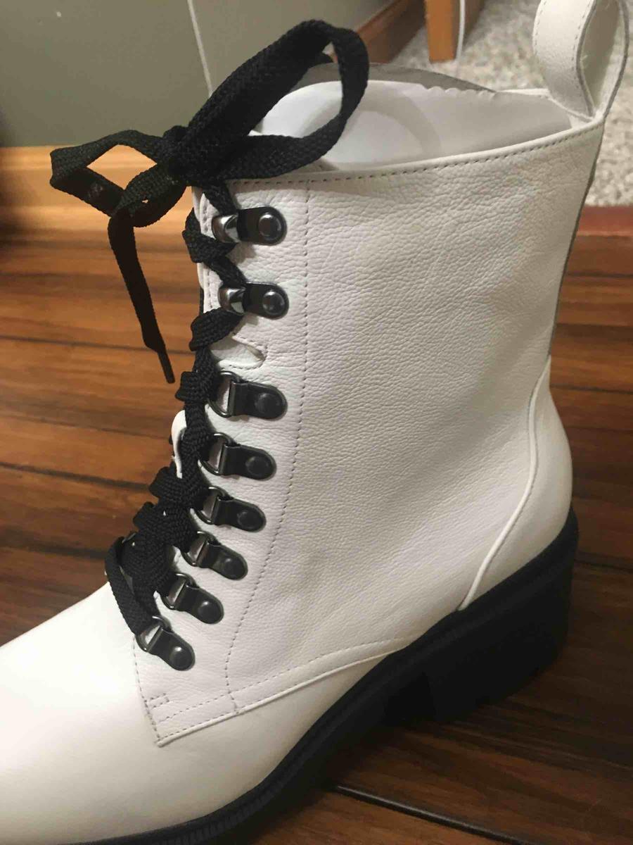 Customer photo for "definitely flimsy! not worth it."
