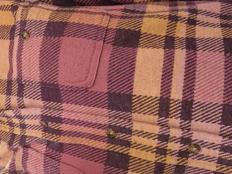 Review Thumbnail Image 0 229799904