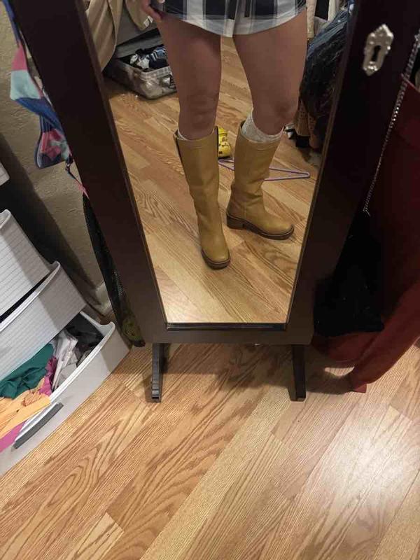 Customer photo for "very uncomfortable"