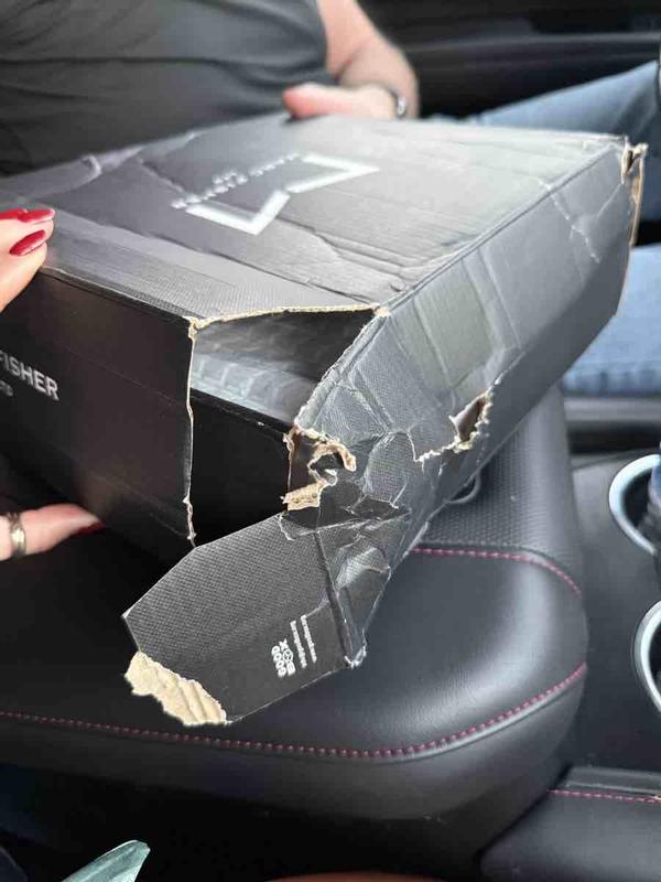 Customer photo for "cute but came USED!"