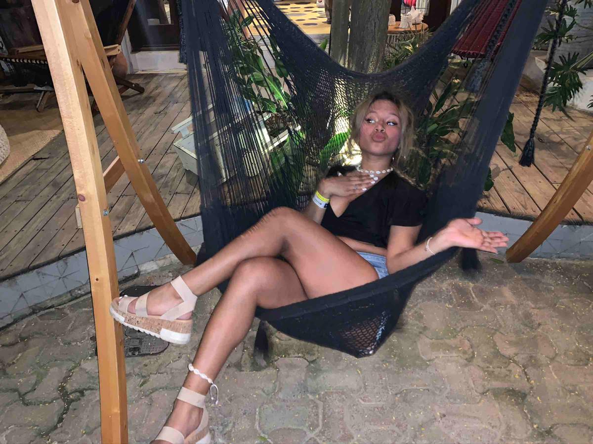 Review Thumbnail Image 1 194999198