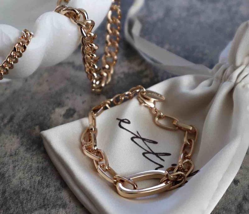 Review Thumbnail Image 1 216385713