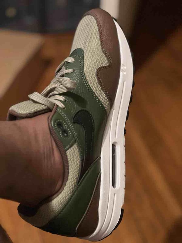 Review Thumbnail Image 0 236487479