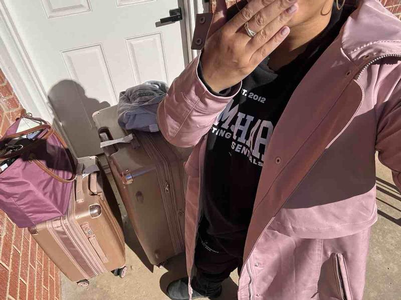 Review Thumbnail Image 0 237715549