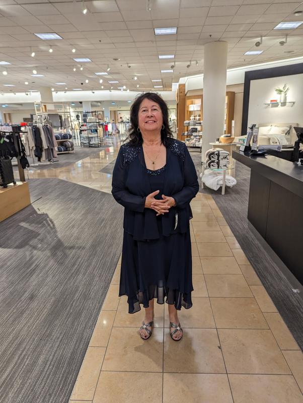 Review Thumbnail Image 0 240340940