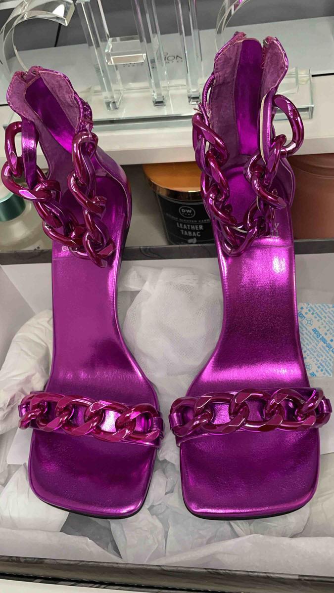 Review Thumbnail Image 0 209769152