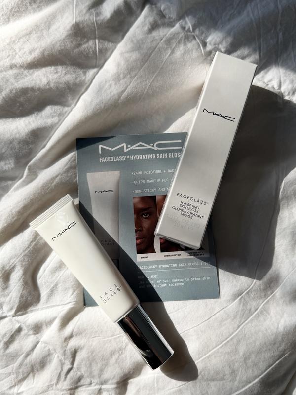 Customer photo for "Mac Review"