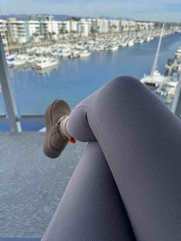 Review Thumbnail Image 0 230116037