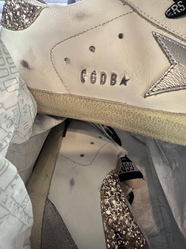 Customer photo for "I just bought these and they’re broken… ACTUALLY"