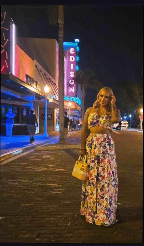 Review Thumbnail Image 0 239886074