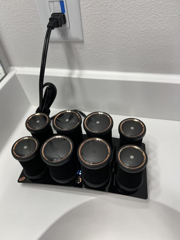 Customer photo for "Only 6 out of the 8 rollers heat up."