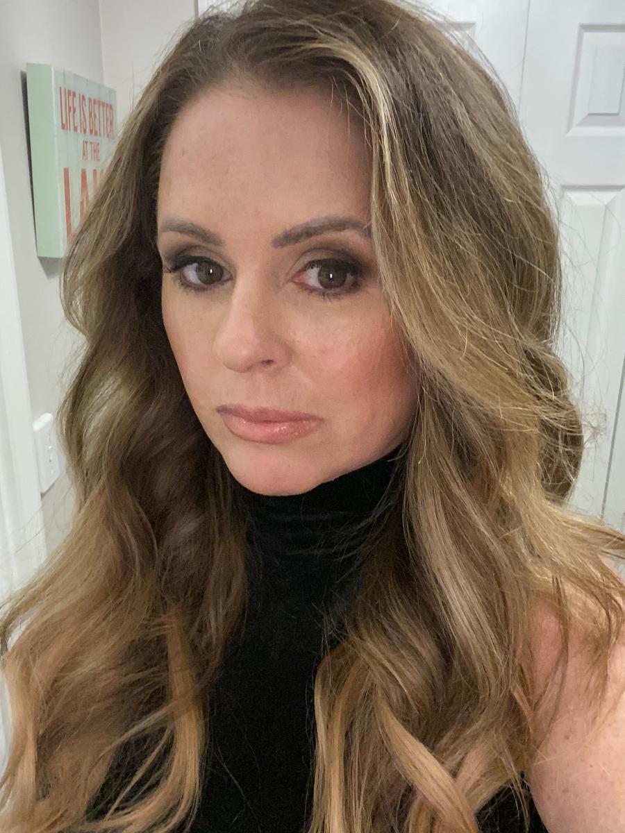 Review Thumbnail Image 0 193883621