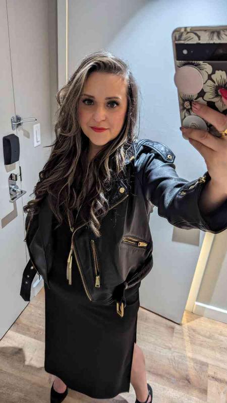 Review Thumbnail Image 0 233900619