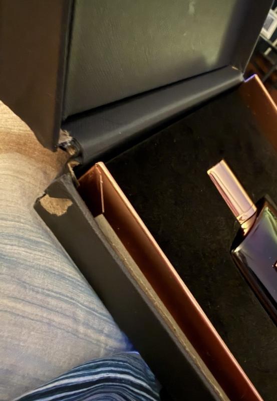 Review Thumbnail Image 0 248935960