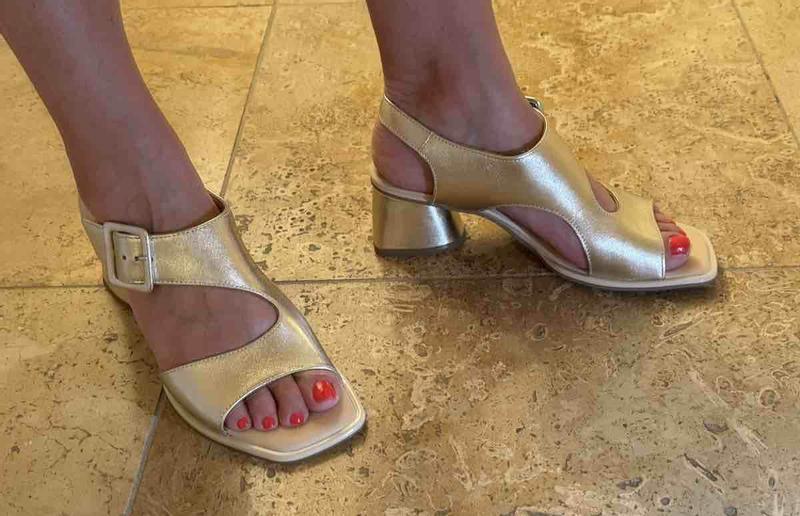 Review Thumbnail Image 0 232633845