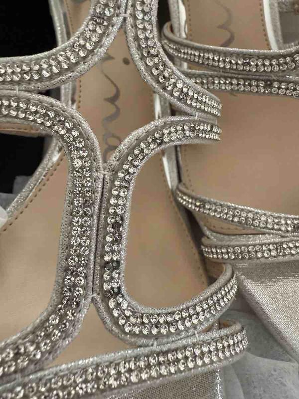 Review Thumbnail Image 1 244048935