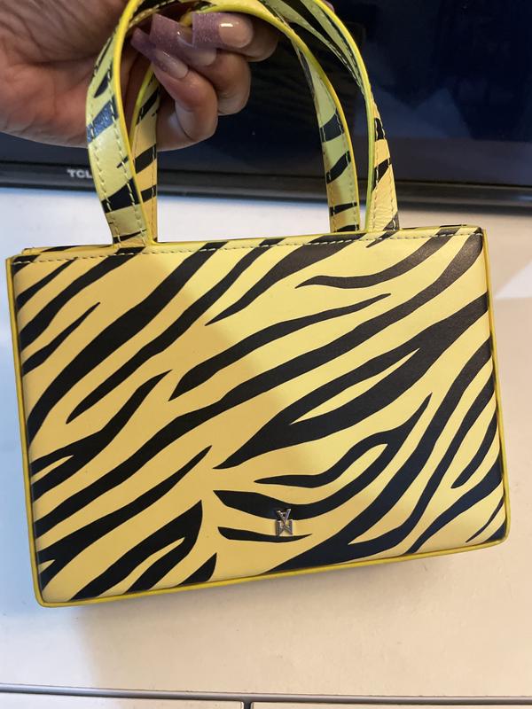 Review Thumbnail Image 0 228052891