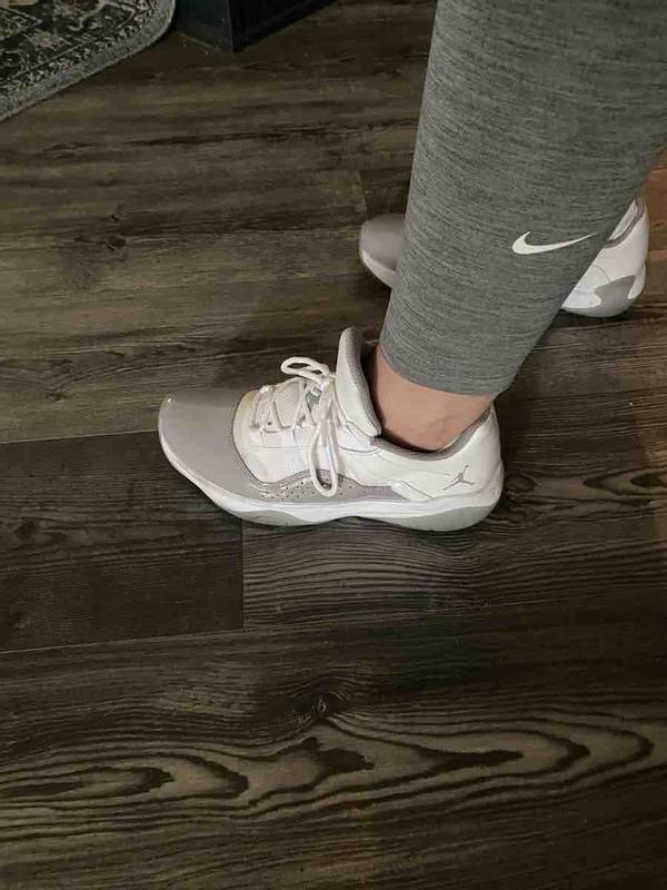 Review Thumbnail Image 0 228653843