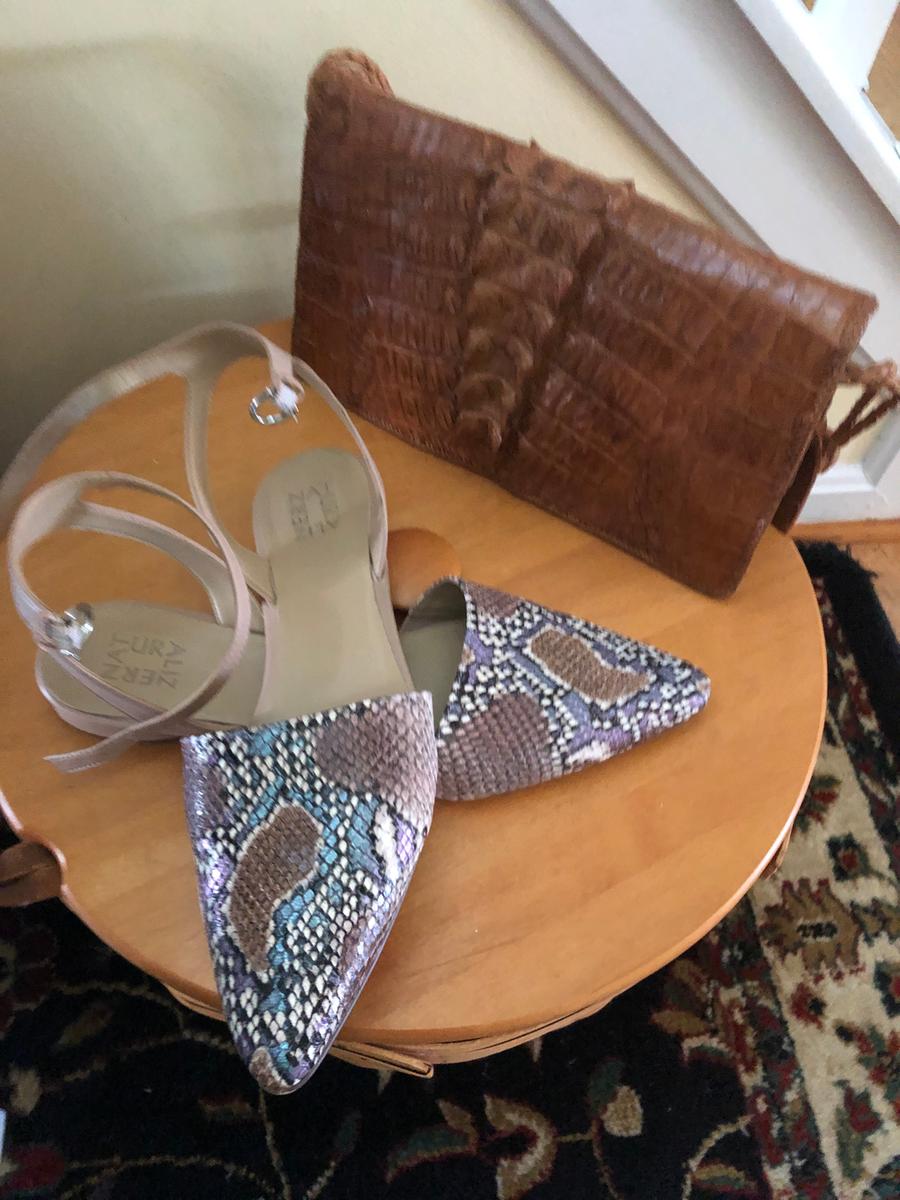 Review Thumbnail Image 0 196041075