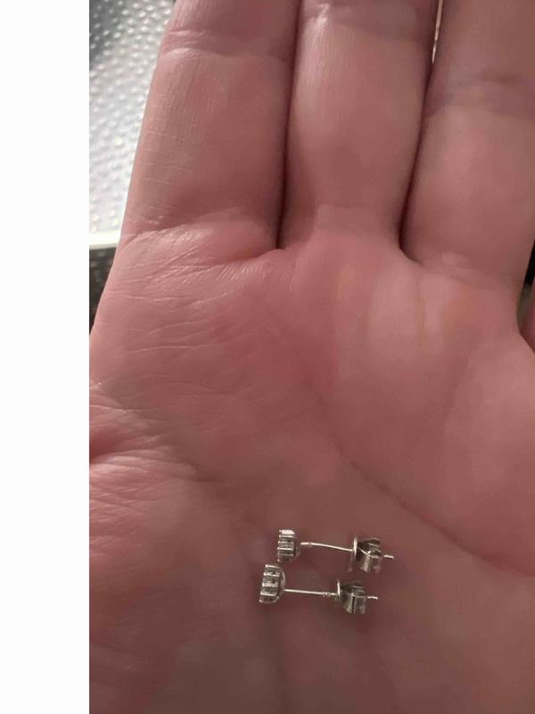 Review Thumbnail Image 0 232616172